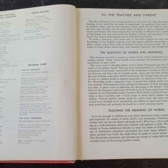 Thorndike Barnhart Junior Dictionary, Seventh Edition - Picture 4 of 10